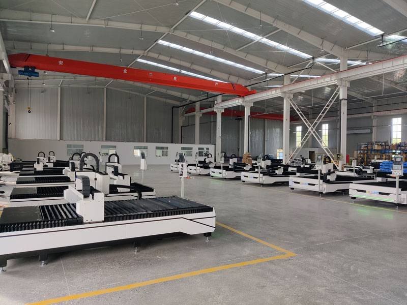 1530 fiber laser cutting machine factories