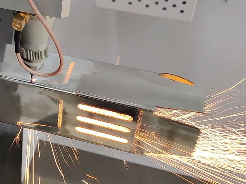 metal pipe laser cutting machine